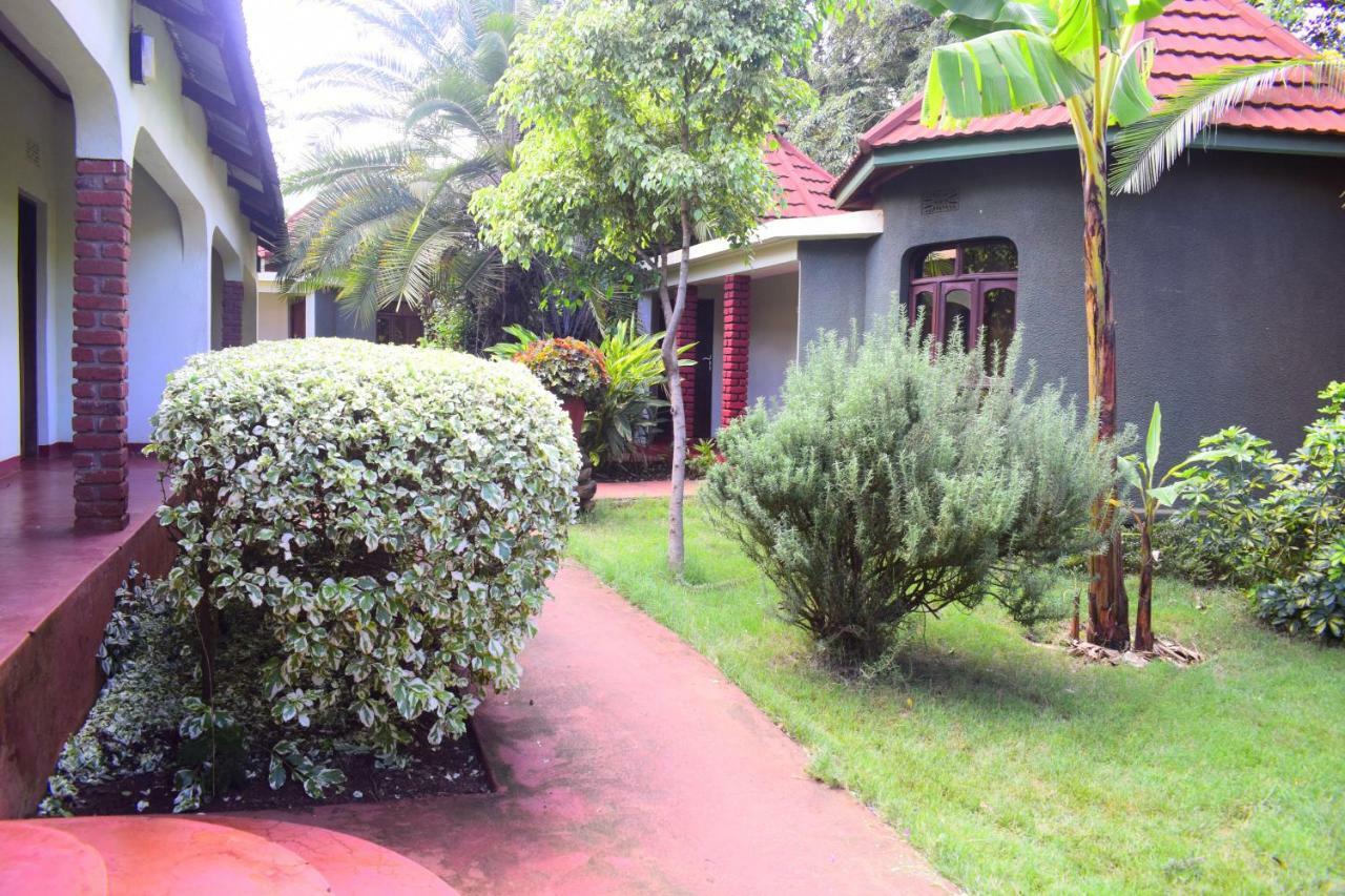 Ngorongoro Lodge 卡拉图 外观 照片